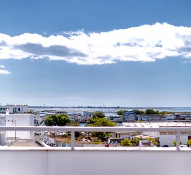 Апартаменты Sea Balconies Ольян Экстерьер фото